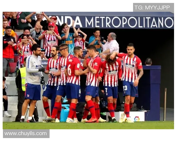 西甲焦点战曼联与马竞握手言和赛场瞬间引发热议分析