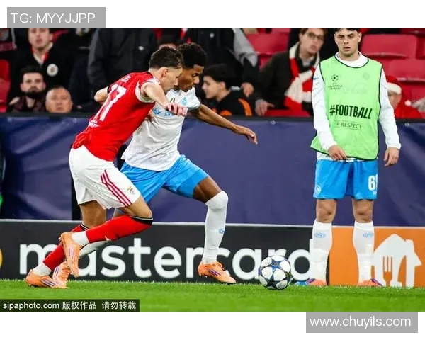 欧联杯精彩对决本菲卡与多特蒙德战成平局乌龙球引发全场狂欢