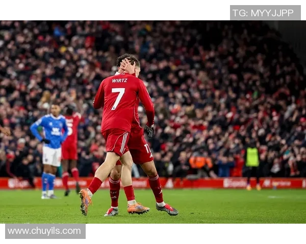 英超焦点战利物浦与巴萨战平帽子戏法引发争议判罚引热议