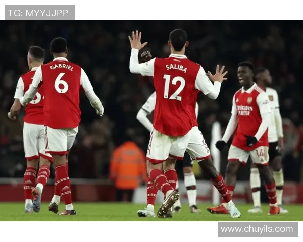 足总杯精彩对决AC米兰完胜阿森纳引发全场热潮分析