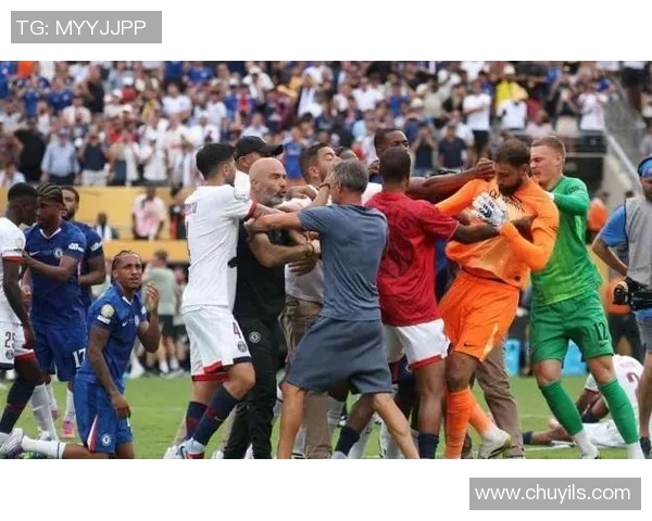 中超激战阿森纳与切尔西平局点球大战引发全场热烈反响 中超激战阿森纳与切尔西平局点球大战引发全场热烈反响