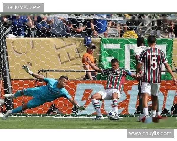 足总杯焦点战尤文图斯与切尔西激战成平局精彩瞬间引发全场热议