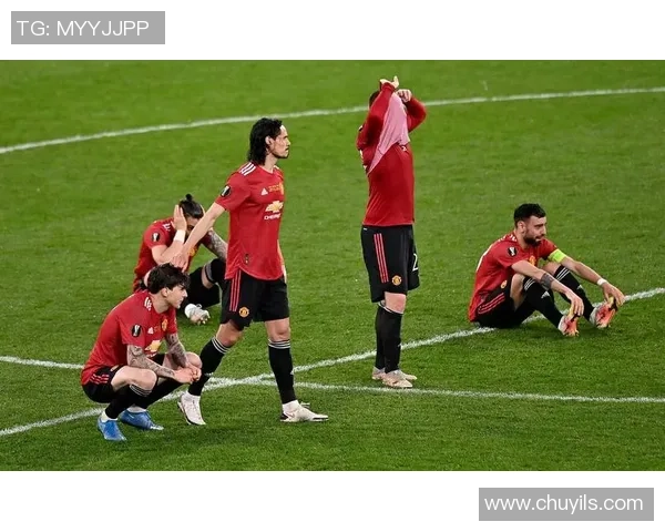 欧联杯曼联与波尔图激战成平局绝杀瞬间引发全场热烈反响分析