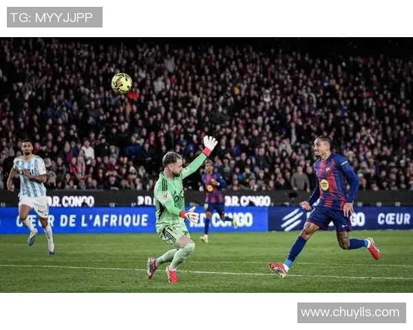 西甲激战巴黎圣日耳曼6比2莱比锡补时争议进球引发全场狂欢